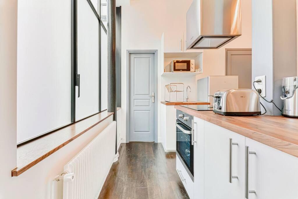 Appartement Renovated Design In Montparnasse Paris